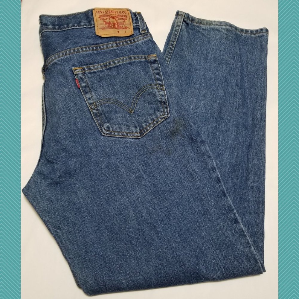 Levi's Medium Wash 550 Relaxed Fit Tapered Jeans